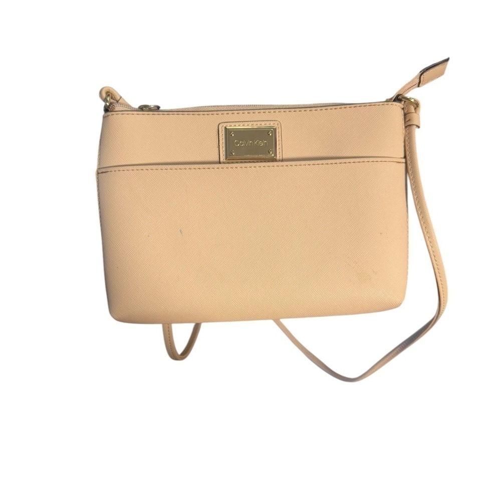 Calvin Klein Women's Leather Pale Pink/Baby Pink Crossbody Purse or Handbag